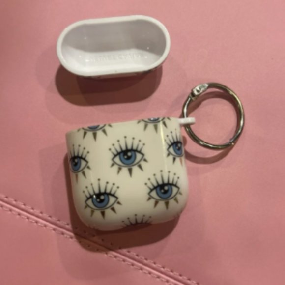Velvet Caviar AirPod 2nd generation evil eye case - Picture 2 of 3